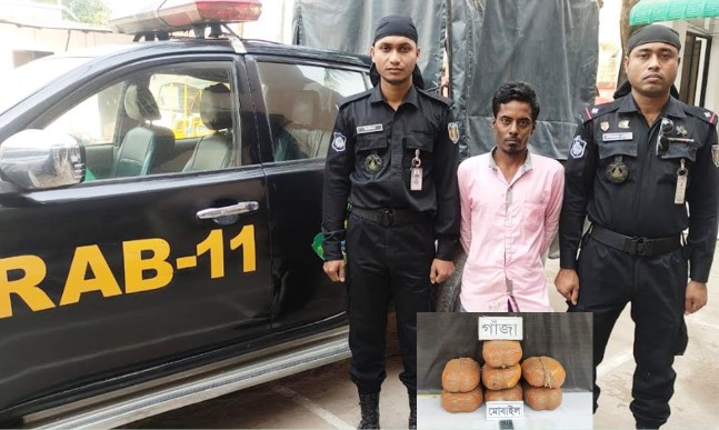 কুমিল্লায় ১৪ কেজি গাঁজাসহ র‌্যাবের হাতে গ্রেফতার